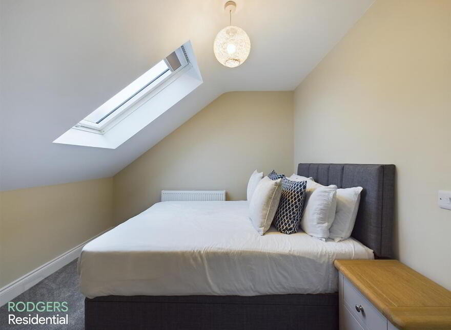 Apt 3, 14A Windsor Avenue, Belfast, BT9 6EE