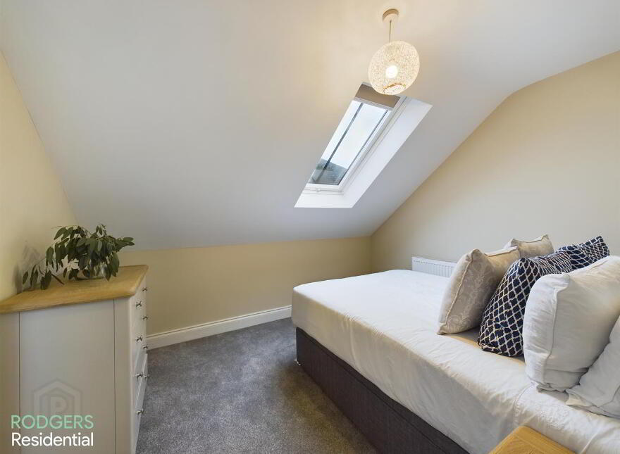 Apt 3, 14A Windsor Avenue, Belfast, BT9 6EE
