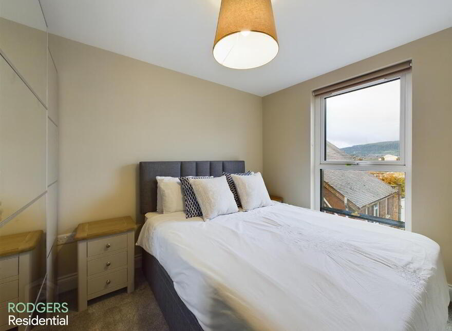 Apt 3, 14A Windsor Avenue, Belfast, BT9 6EE