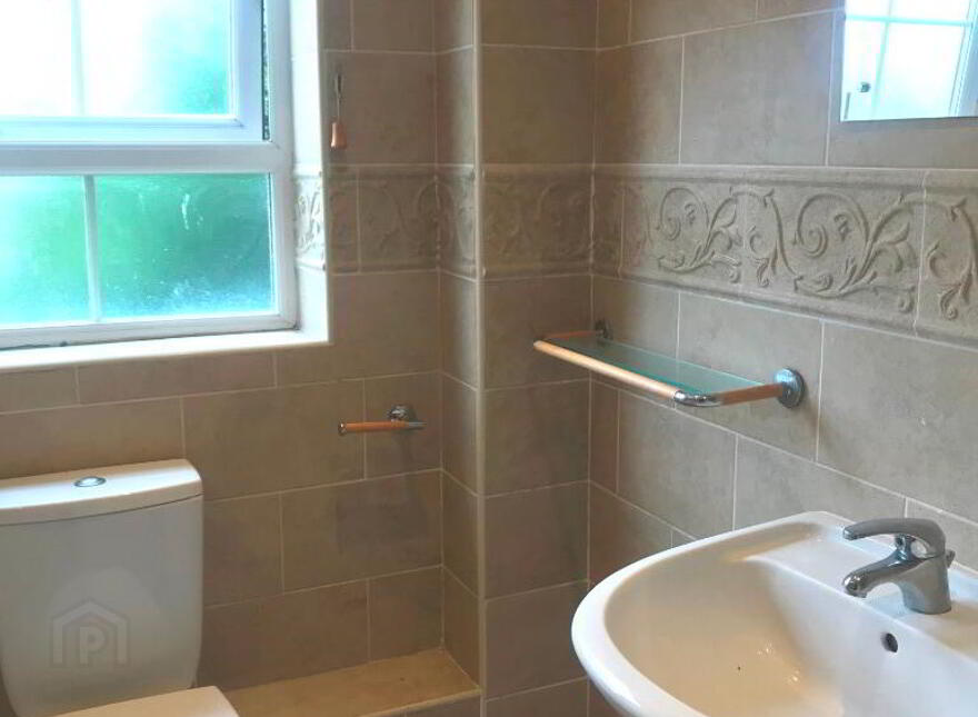 32 The Courtyard, Castlereagh Road, Belfast, BT5 5FZ