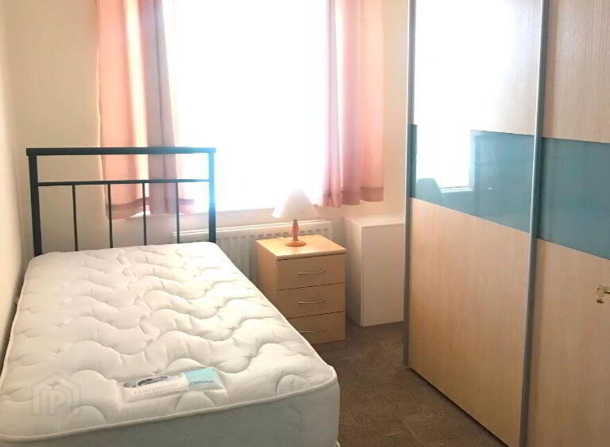 32 The Courtyard, Castlereagh Road, Belfast, BT5 5FZ