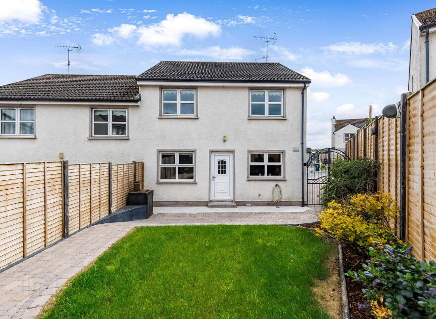 26 Wylies Hill, Ballybay, A75ED68