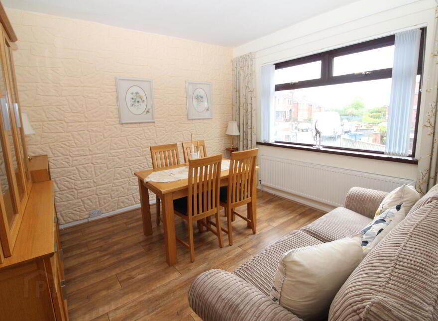 22 Springvale Park, Belfast, BT14 8DD