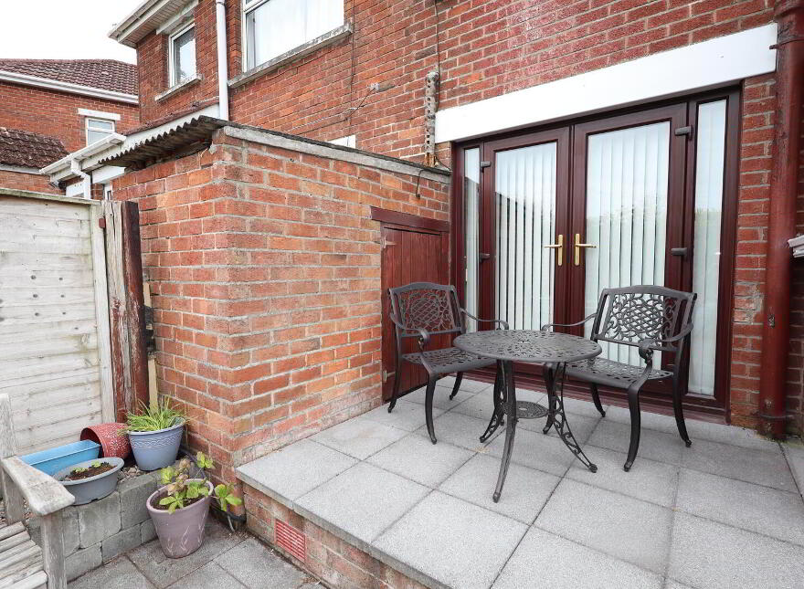 22 Springvale Park, Belfast, BT14 8DD