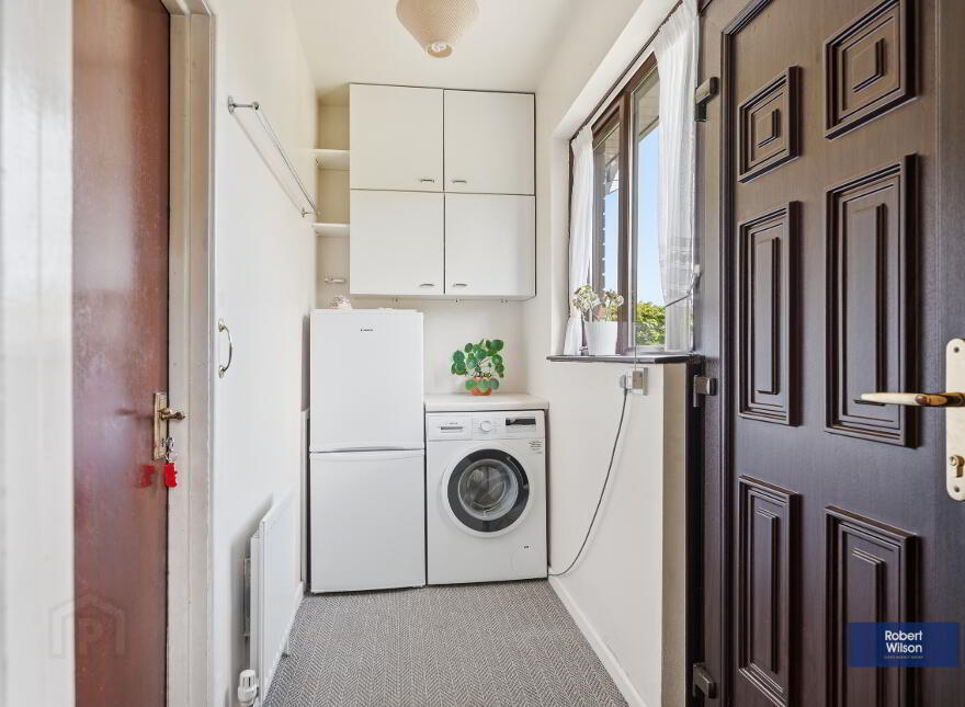 32 Danesfort, Moira, BT67 0SG