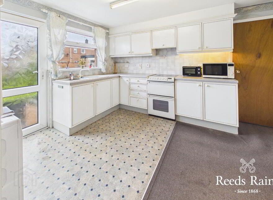 10 Thornleigh Avenue, Newtownards, BT23 8TQ