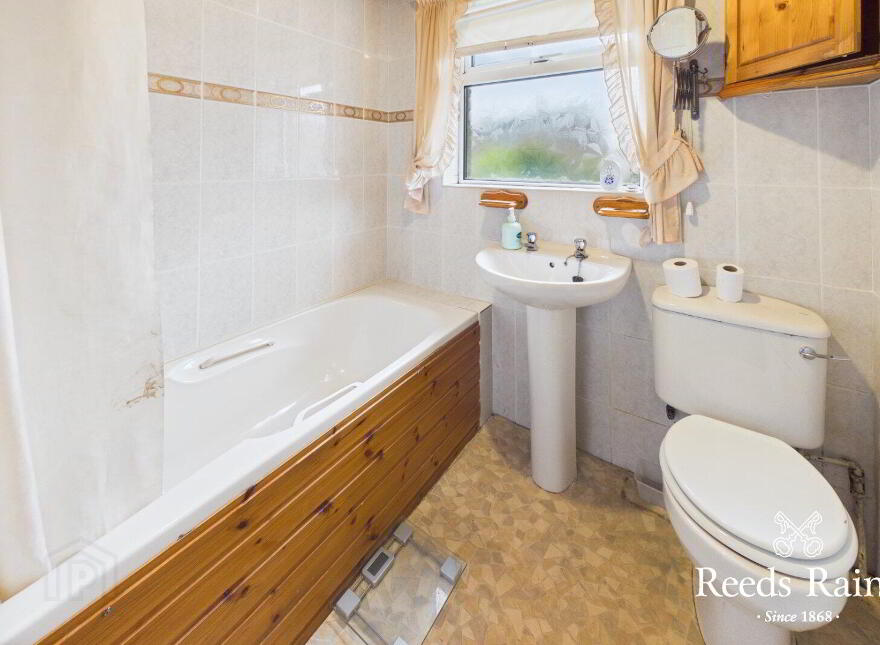 10 Thornleigh Avenue, Newtownards, BT23 8TQ