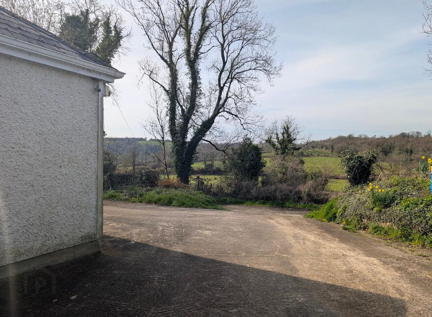 Carrowmore, Ballyconnell, H14RT99
