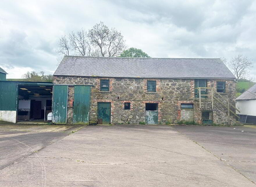 56 Ballycrune Road, Hillsborough, BT26 6NH