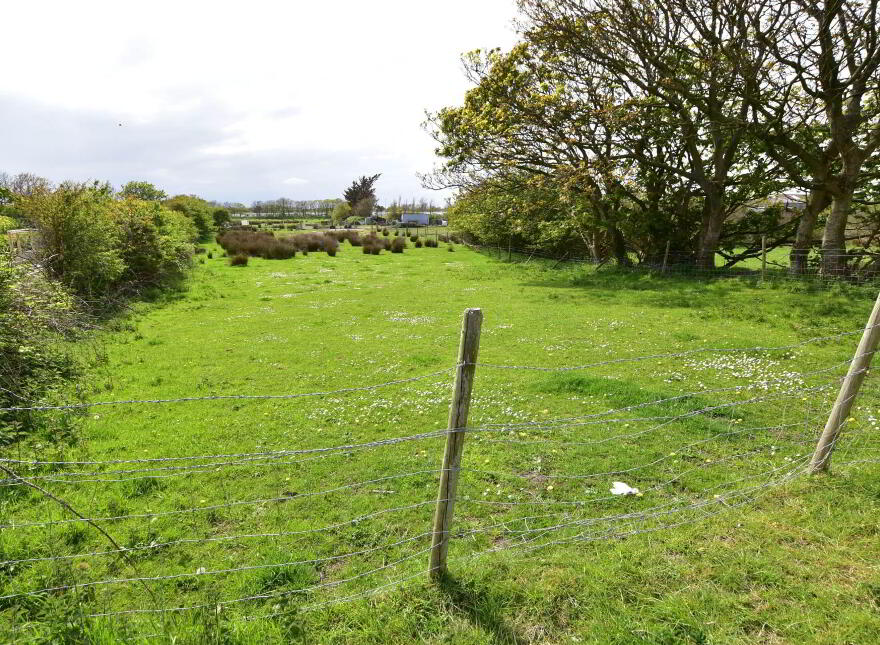 76 Shore Road, Ballyhalbert, Newtownards, BT22 1BJ