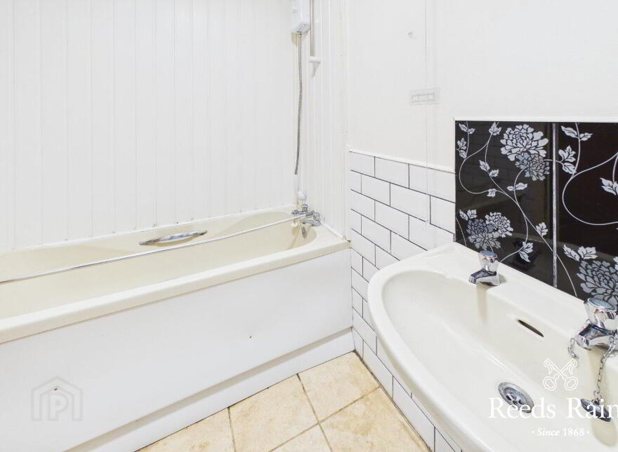 1 The Orchard, Carrickfergus, BT38 8DW