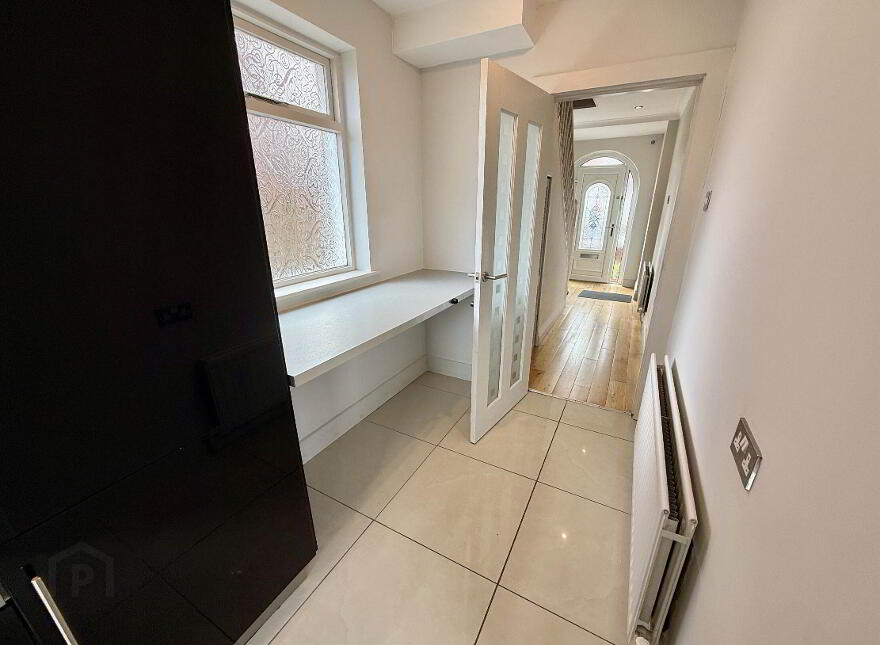 40 Loopland Drive, Cregagh, Belfast, BT6 9DX