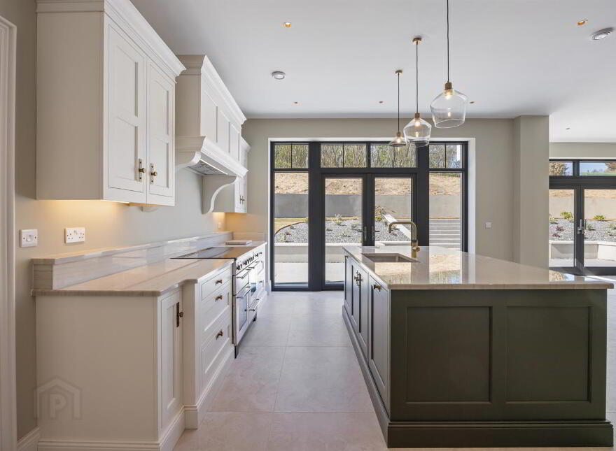 Lisnarede House, 170c Warren Road, Donaghadee, BT21 0PJ