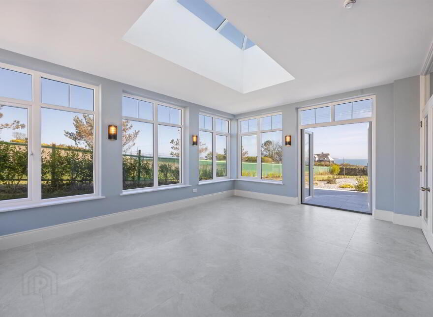 Lisnarede House, 170c Warren Road, Donaghadee, BT21 0PJ
