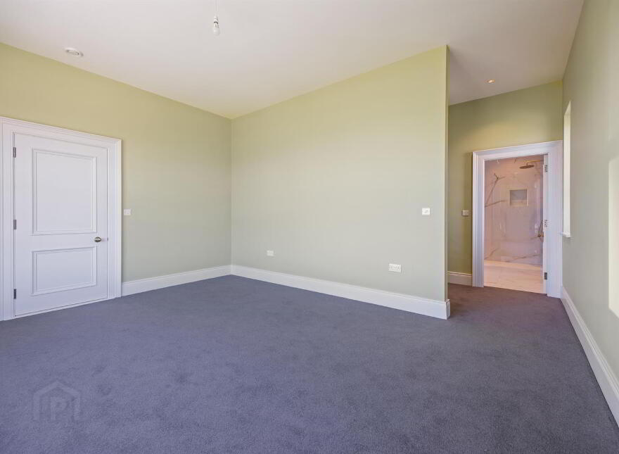 Lisnarede House, 170c Warren Road, Donaghadee, BT21 0PJ