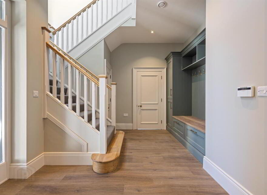 Lisnarede House, 170c Warren Road, Donaghadee, BT21 0PJ