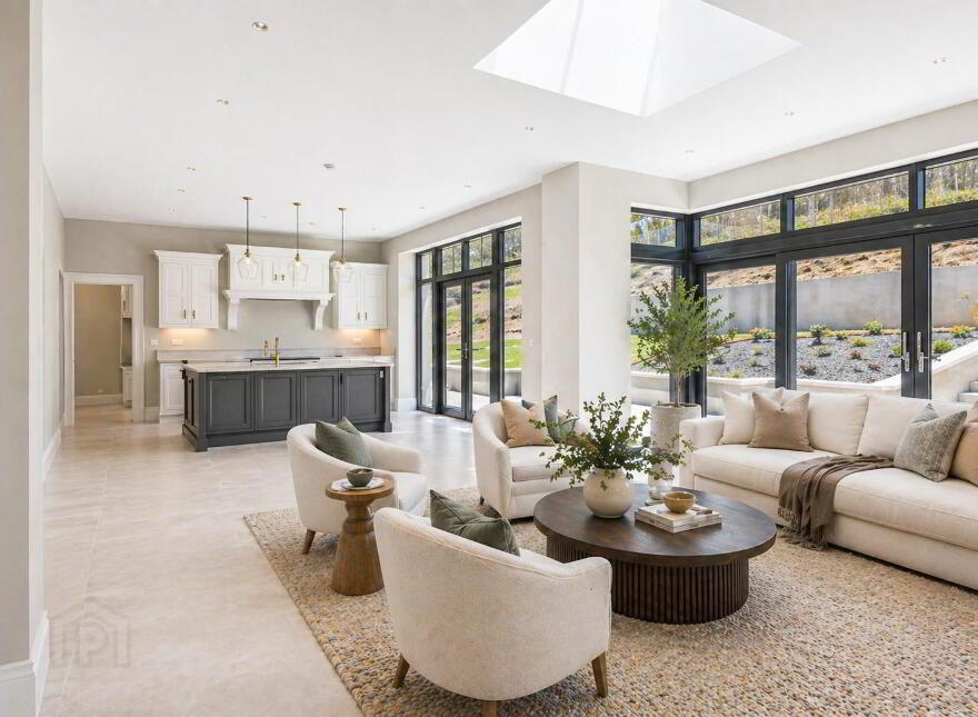 Lisnarede House, 170c Warren Road, Donaghadee, BT21 0PJ