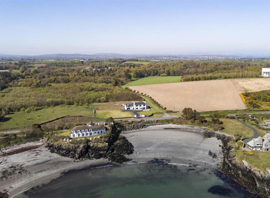 Lisnarede House, 170c Warren Road, Donaghadee, BT21 0PJ