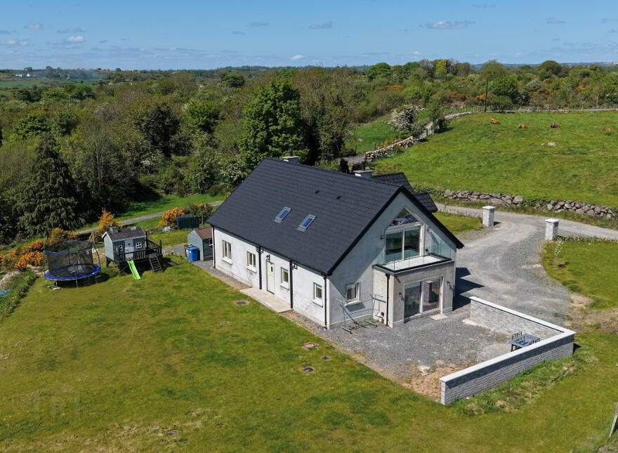 54 Benagh Road, Newry, BT34 2JE