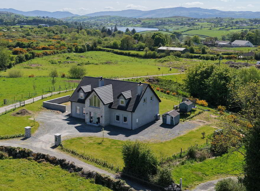 54 Benagh Road, Newry, BT34 2JE