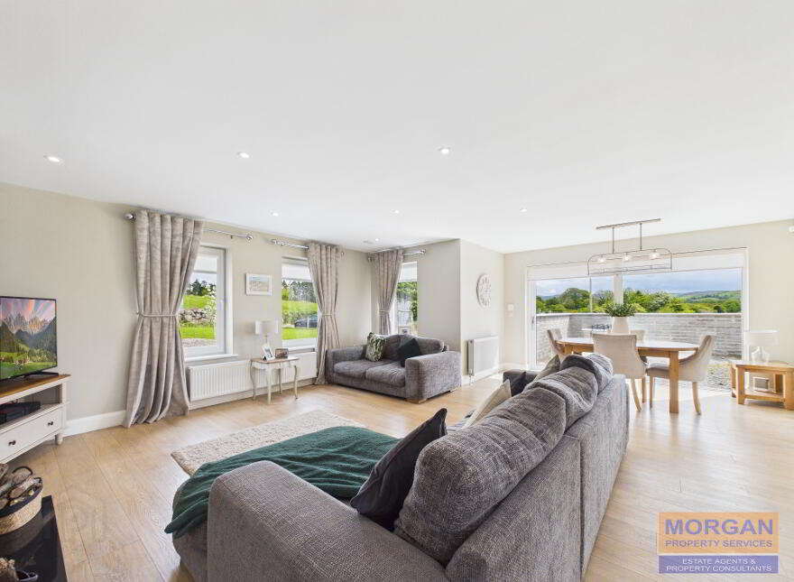 54 Benagh Road, Newry, BT34 2JE