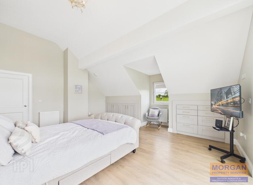 54 Benagh Road, Newry, BT34 2JE