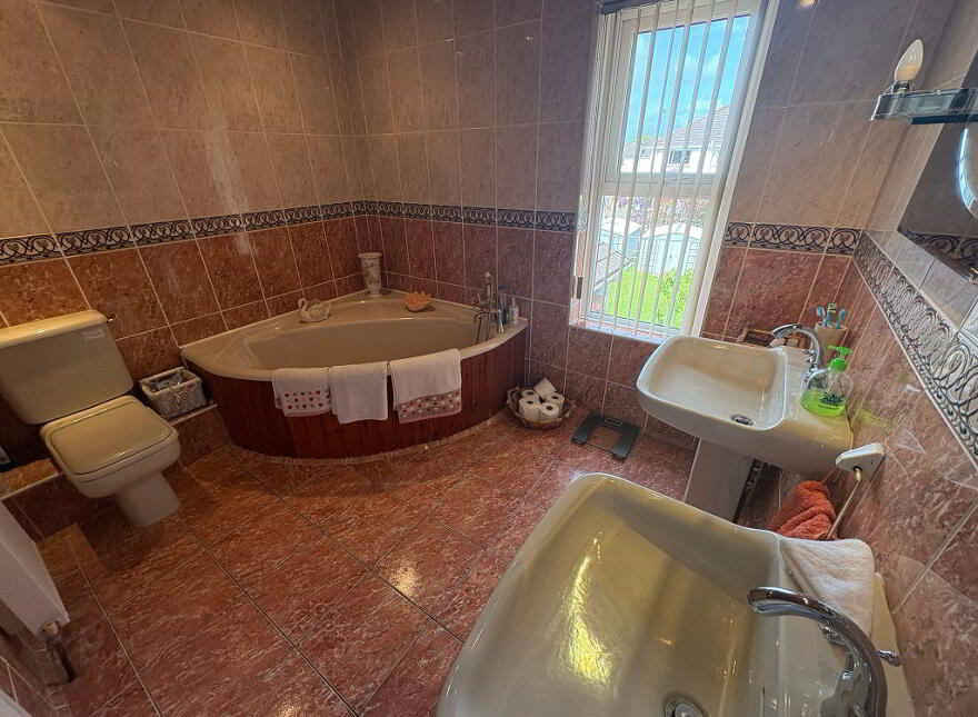 46 Derry Road, Strabane, BT82 8LD