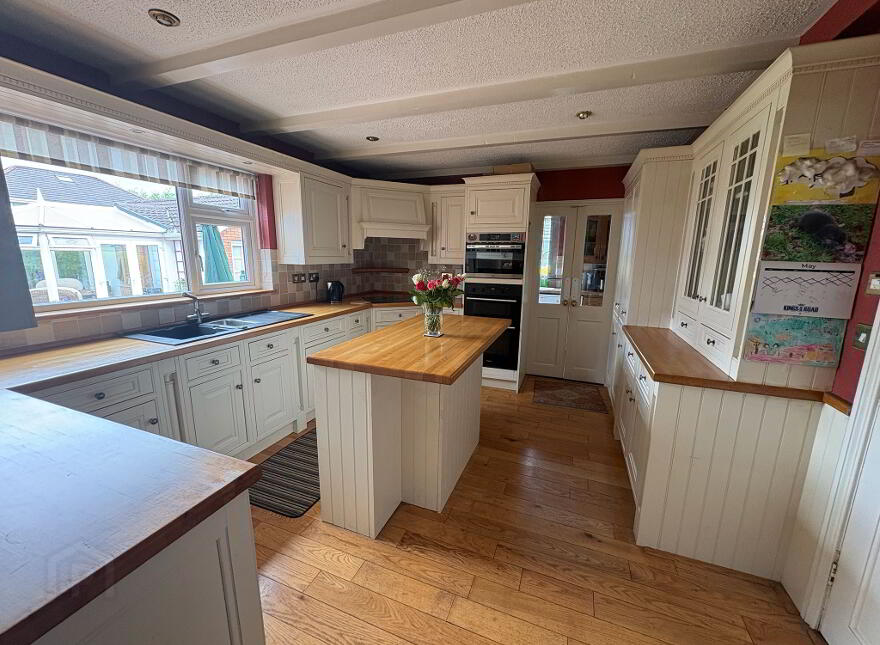 46 Derry Road, Strabane, BT82 8LD
