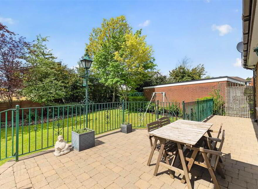 25 Richmond Court, Belfast Road, Lisburn, BT27 4QU