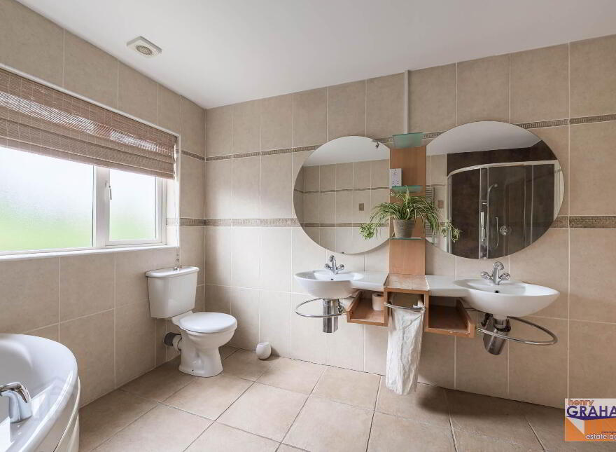 386 Upper Ballynahinch Road, Baillies Mills, Lisburn, BT27 6XL