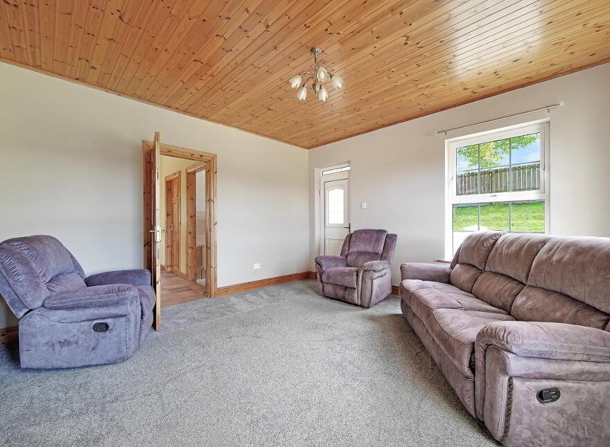 Ards Little, Ramelton, F92PW99