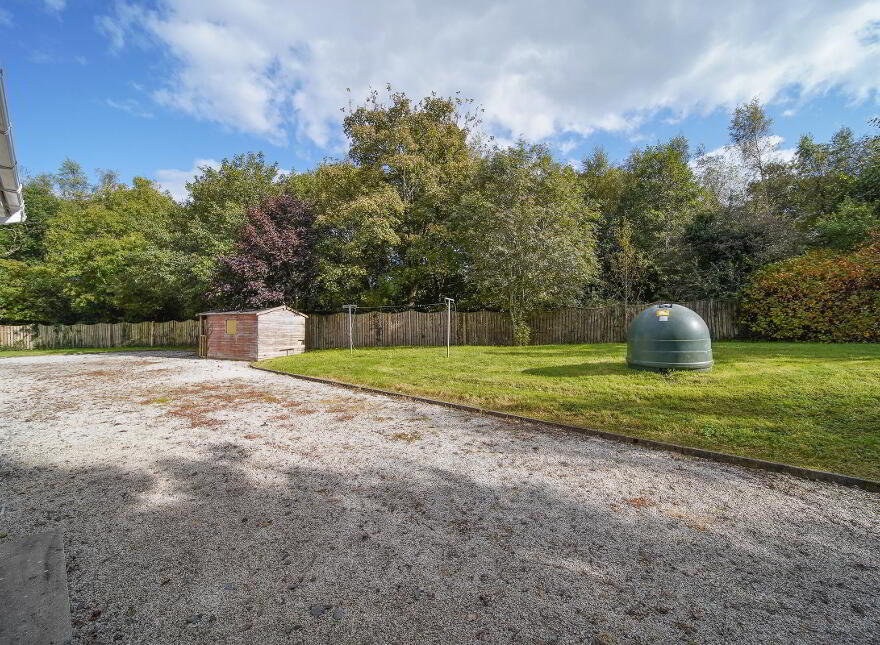 Ards Little, Ramelton, F92PW99