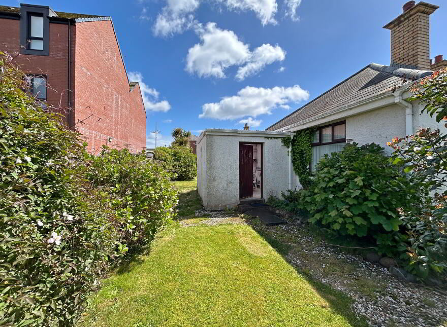 6 Park Lane, Newcastle, BT33 0AR