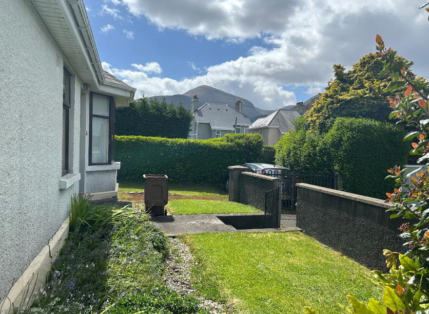 6 Park Lane, Newcastle, BT33 0AR