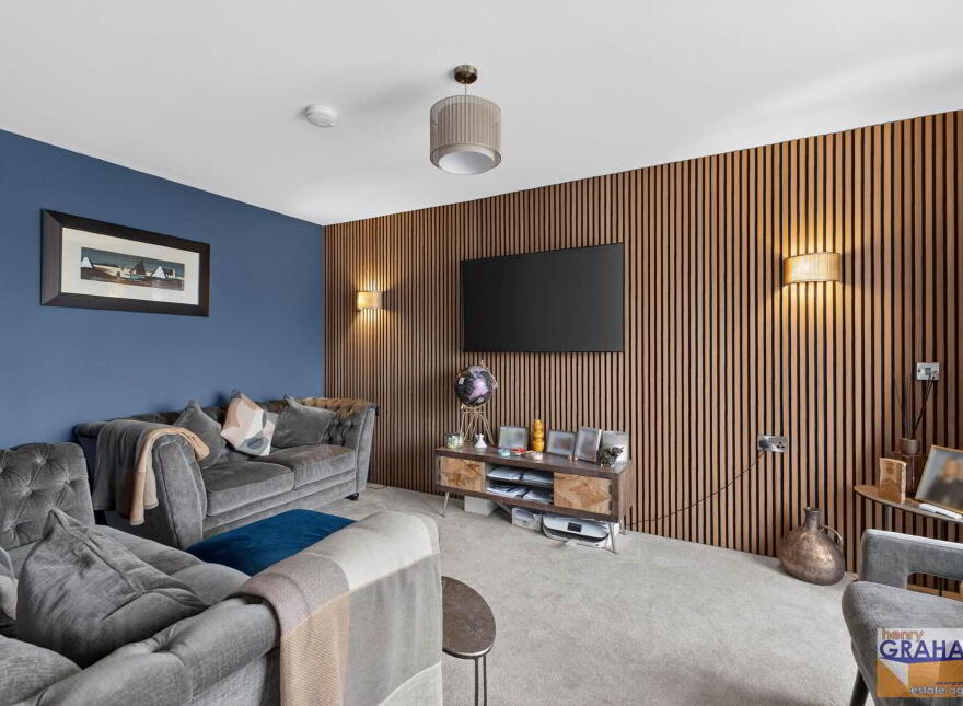 26 St James Place, Hillsborough, BT26 6TL