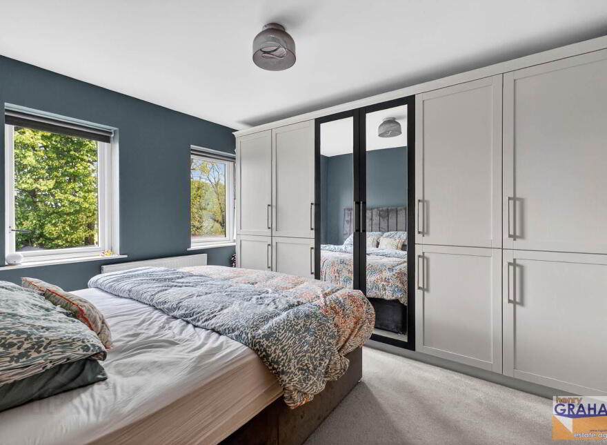 26 St James Place, Hillsborough, BT26 6TL