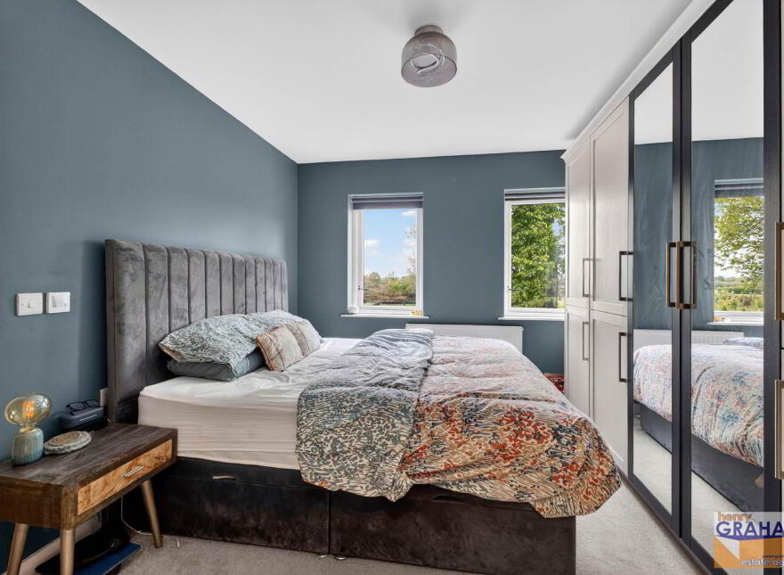 26 St James Place, Hillsborough, BT26 6TL