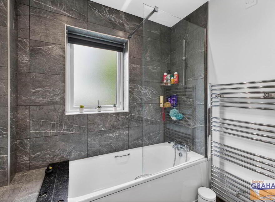 26 St James Place, Hillsborough, BT26 6TL