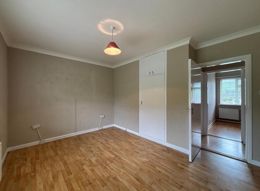 Water Lily, Western Road, Clonmel, E91PH93