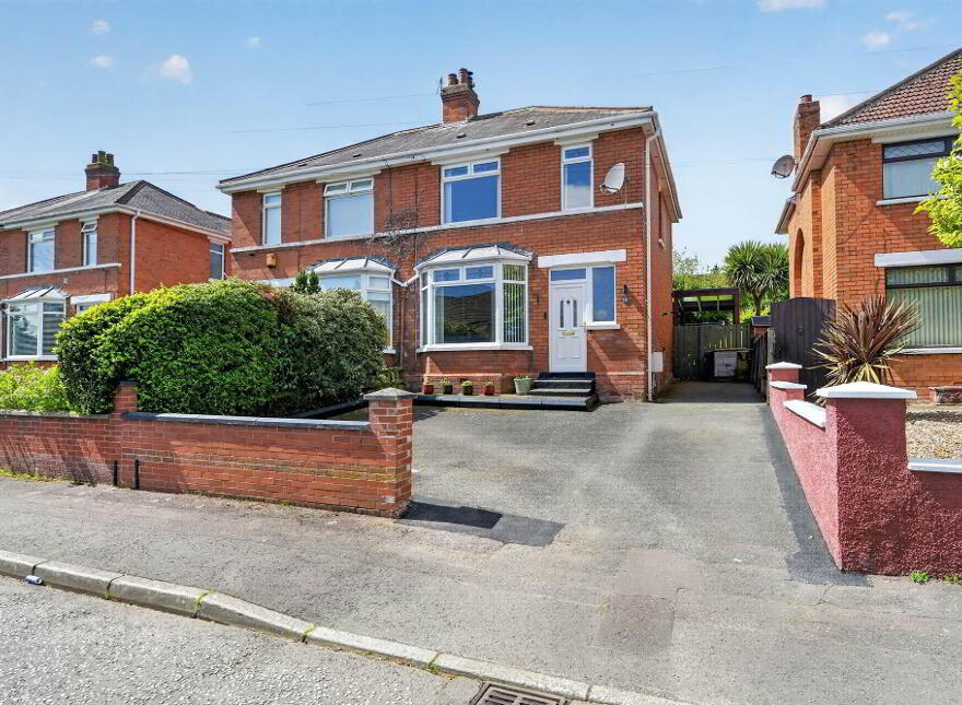 12 Innisfayle Gardens, Off Antrim Road, Belfast, BT15 4GJ