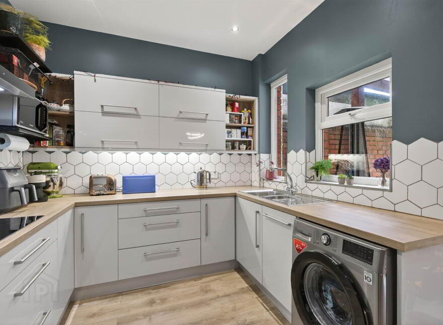 12 Innisfayle Gardens, Off Antrim Road, Belfast, BT15 4GJ