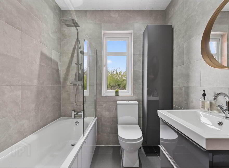 12 Innisfayle Gardens, Off Antrim Road, Belfast, BT15 4GJ