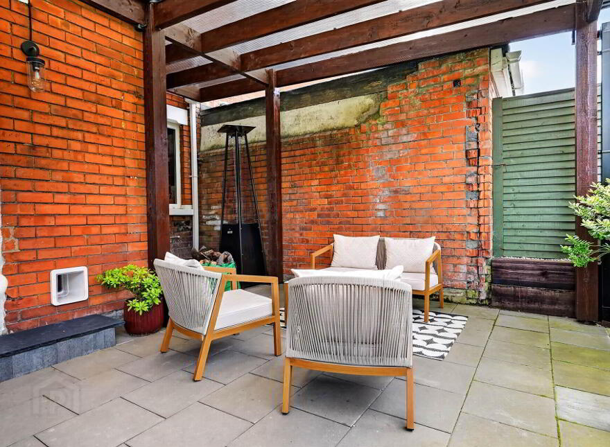 12 Innisfayle Gardens, Off Antrim Road, Belfast, BT15 4GJ