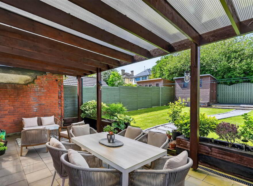 12 Innisfayle Gardens, Off Antrim Road, Belfast, BT15 4GJ