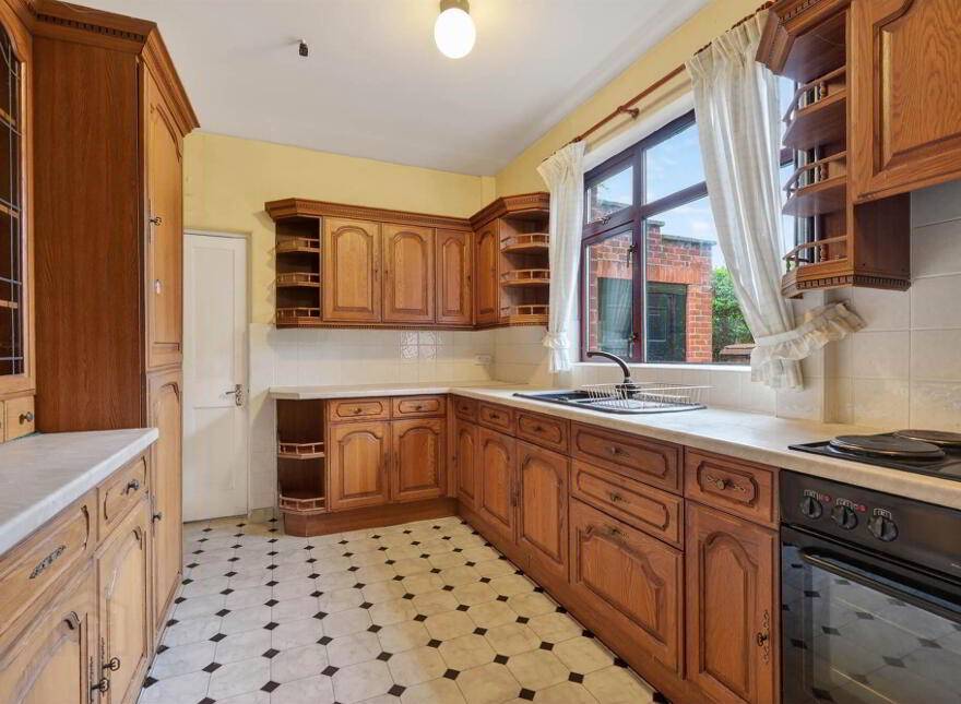 17 Rosemary Park, Malone, Belfast, BT9 6RF