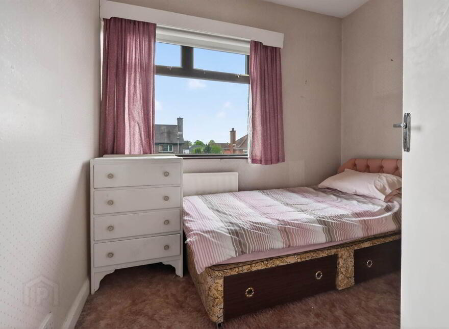 17 Rosemary Park, Malone, Belfast, BT9 6RF