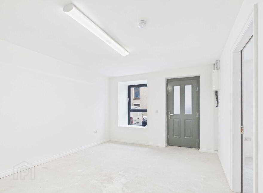 16 Bridget's Street, Fermoy, P61W744