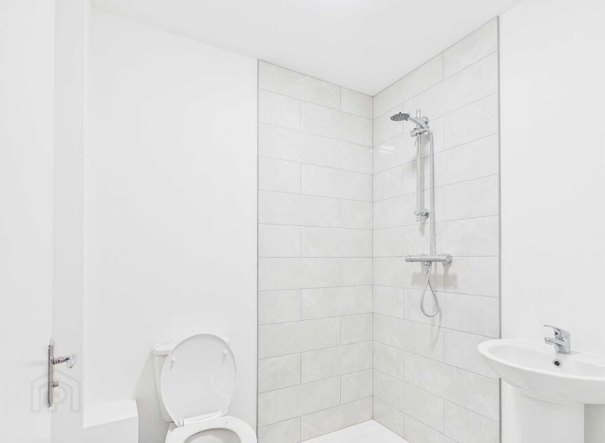 16 Bridget's Street, Fermoy, P61W744