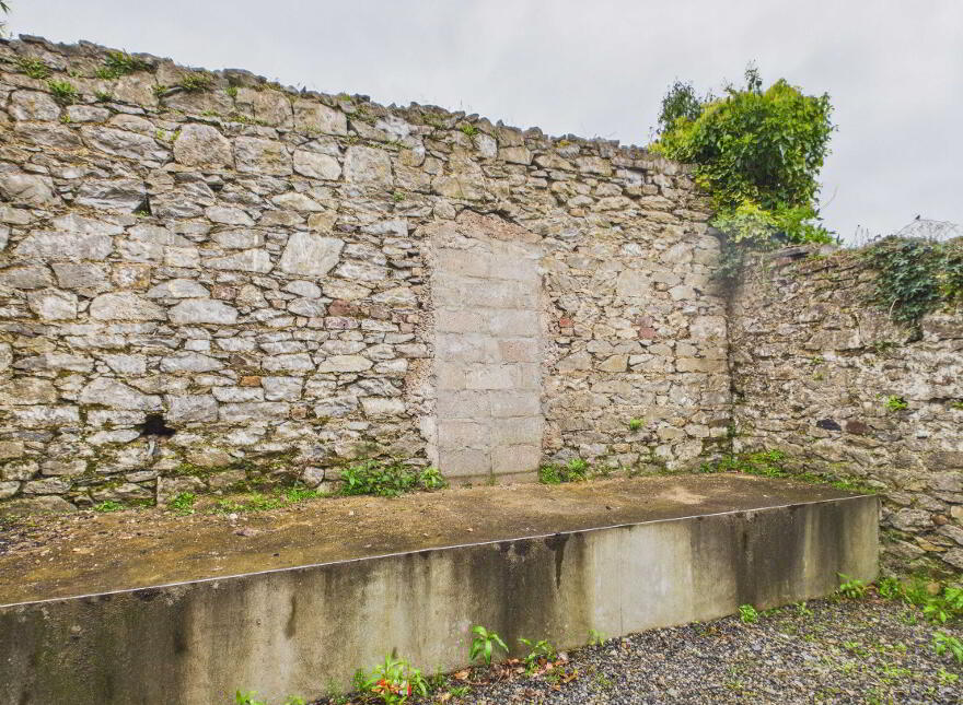 16 Bridget's Street, Fermoy, P61W744