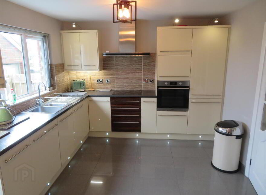 28 Claremont Drive, Moira, Craigavon, BT67 0SE
